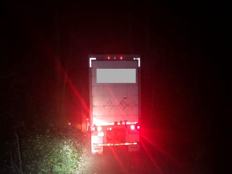 I-5 semi towing